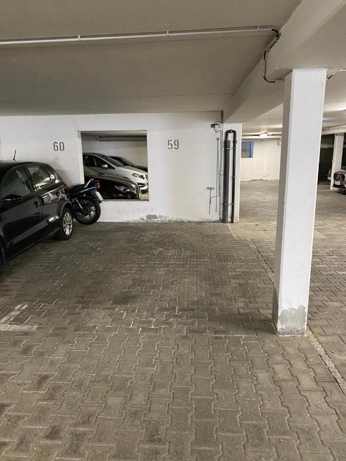 3 Zimmer Apartment In S-Bahn Naehe, 76 Qm, Max 5 Pers, 30Qm Dachterasse, Garage, Internet 1000 Mbit Gaertringen Ngoại thất bức ảnh